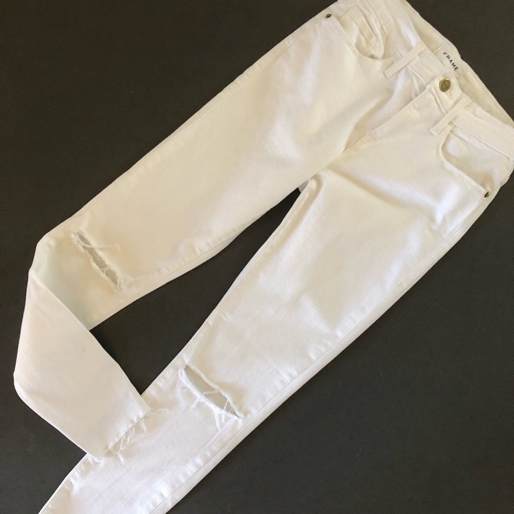 Frame Denim Le Skinny de Jeanne Size 26 White Step Hem Distressed Like New